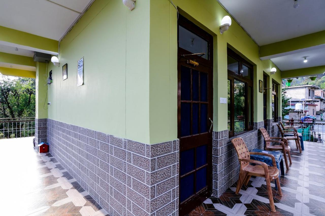 Oyo Home 13409 Cozy Stay 다람샬라 외부 사진